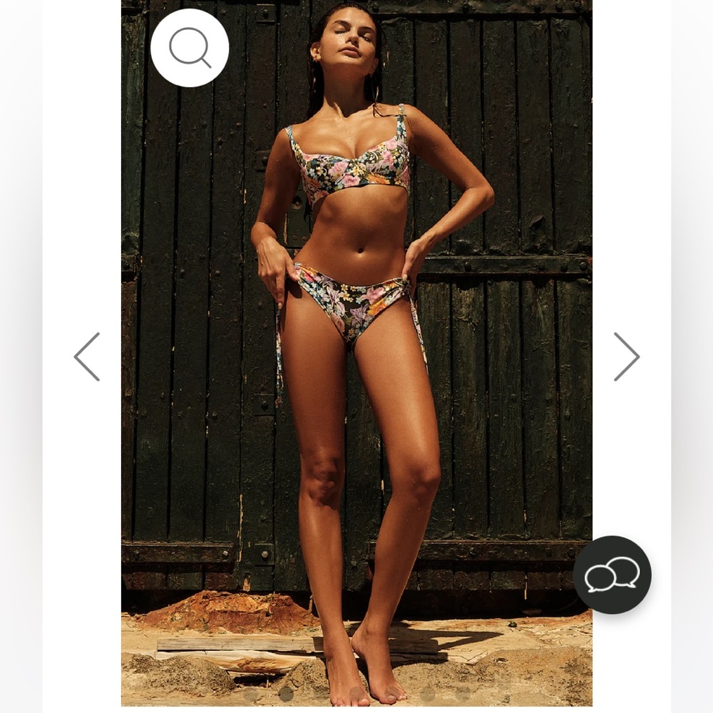 NWT Agua Bendita Balena Bikini Top